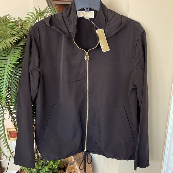 Brand New Michael Kors Black Zippered Lightweight Windbreaker Hooded Jacket - Picture 1 of 10